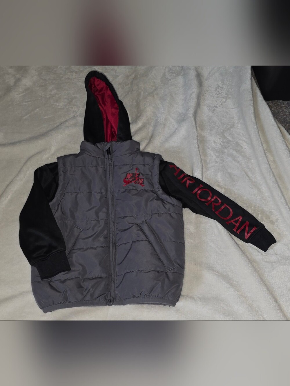 Nike Air Jordan Kids black/grey size small polyester coat SIZE 2T
